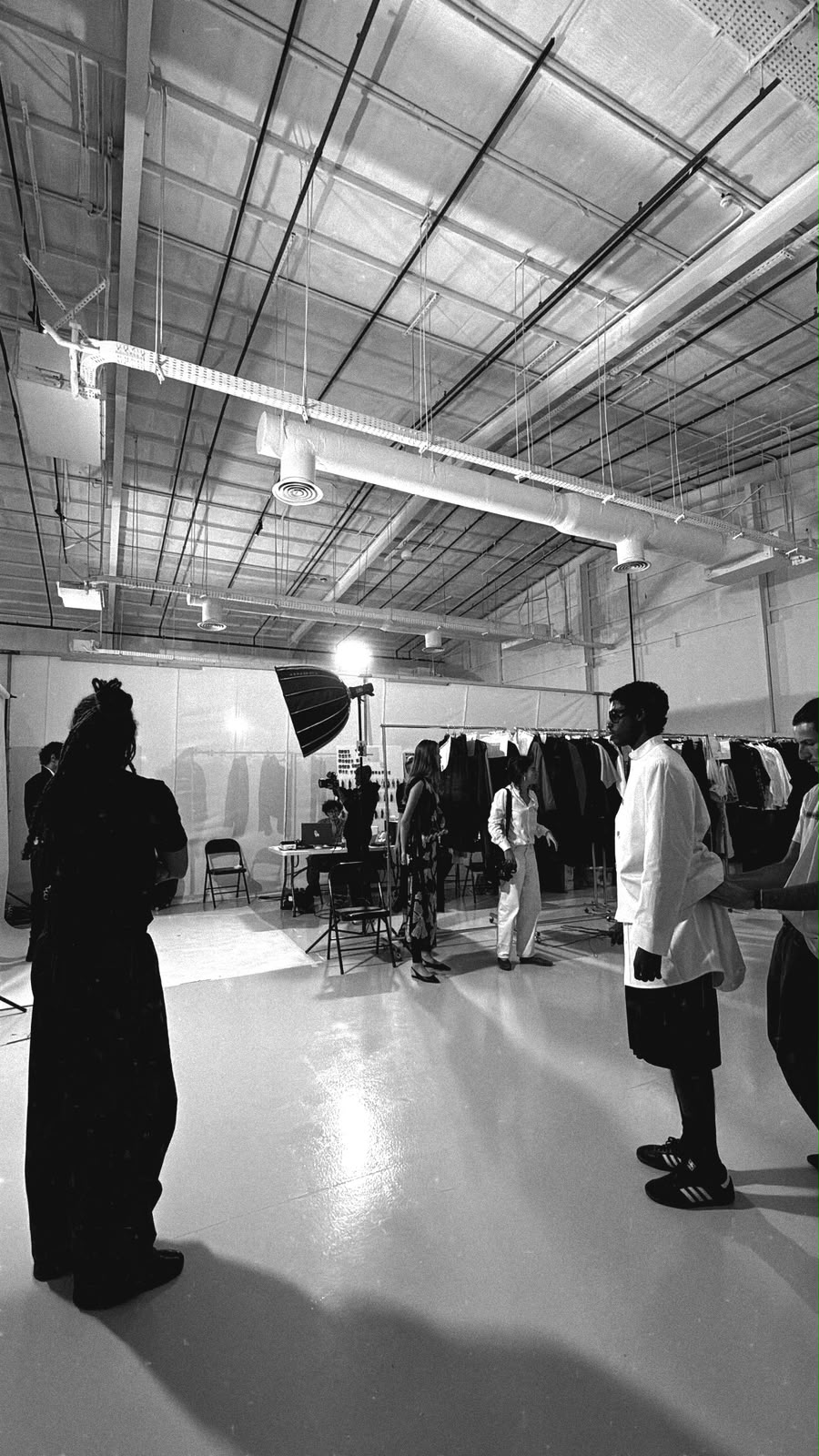 MIRAI studio production moment